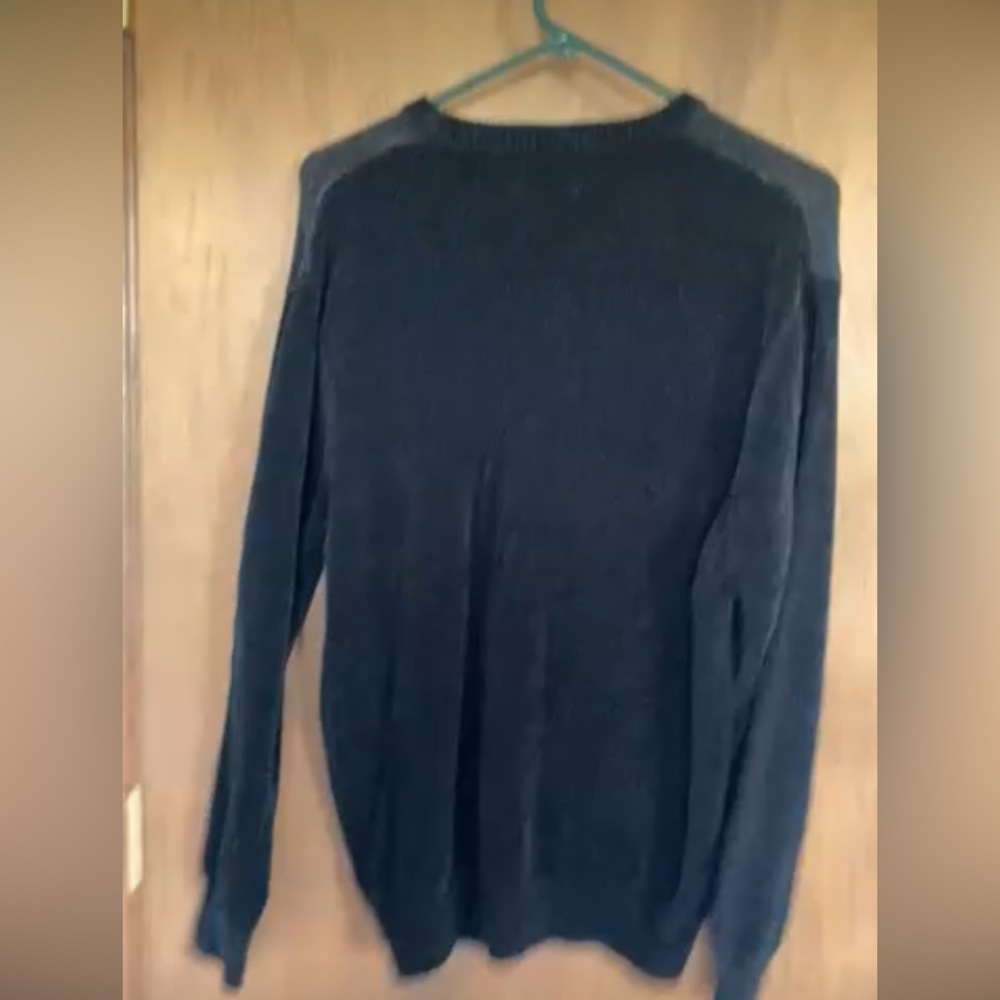 Vintage 90s men’s chenille feel black sweater with stripe of Pattern across - Picture 9 of 17